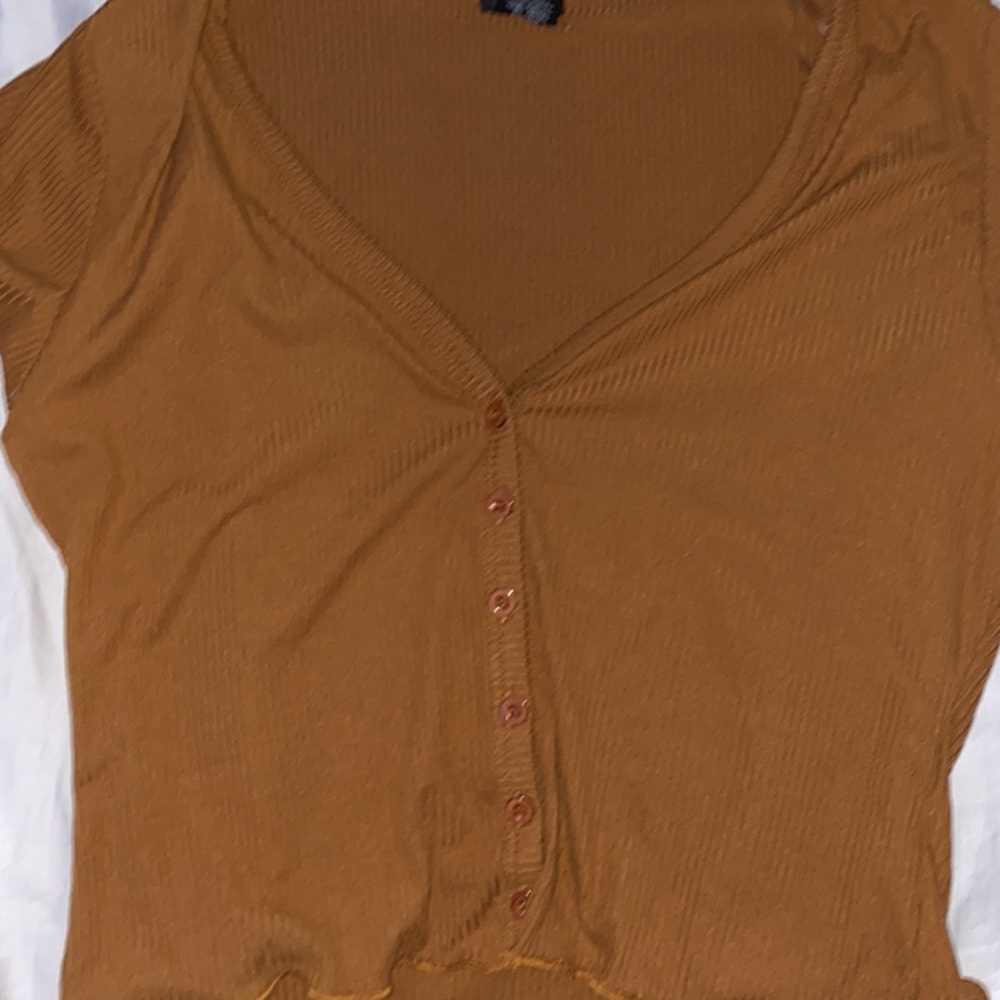 Cropped brown button up soft tee
